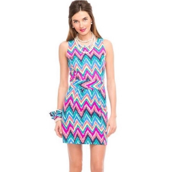 Lilly Pulitzer Hearts Flutter Multicolor Chevron Sleeveless Sheath Dress size - Picture 2 of 9